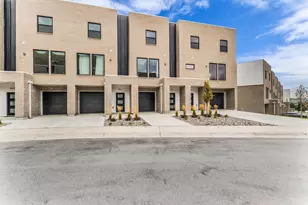 313 E Endurance Cir S, Draper, UT 84020 - Photo 2