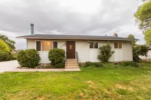 379 N 200 W, Santaquin, UT 84655 - Photo 1