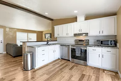 992 Timpie Rd, Tooele, UT 84074 - Photo 4