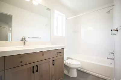 513 W 1800 N, Harrisville, UT 84404 - Photo 8