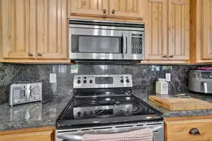 2340 E 3000 S, Salt Lake City, UT 84109 - Photo 10