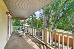2340 E 3000 S, Salt Lake City, UT 84109 - Photo 30