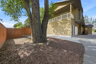 2340 E 3000 S, Salt Lake City, UT 84109 - Photo 38
