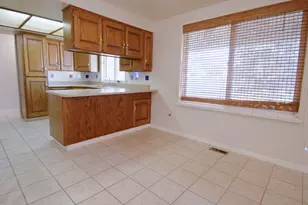 2455 S Bluff Rd, Syracuse, UT 84075 - Photo 14