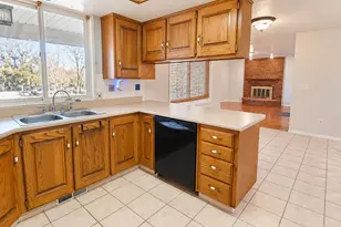 2455 S Bluff Rd, Syracuse, UT 84075 - Photo 6