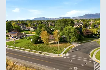 2455 S Bluff Rd, Syracuse, UT 84075 - Photo 6