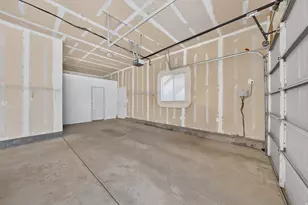 2042 W 2185 S, Woods Cross, UT 84087 - Photo 24