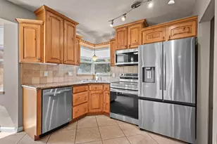 2800 S 2700 E, Salt Lake City, UT 84109 - Photo 8