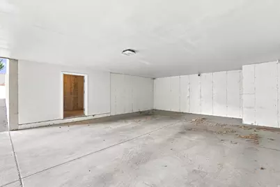 1360 W 6690 S #E102, West Jordan, UT 84084 - Photo 14