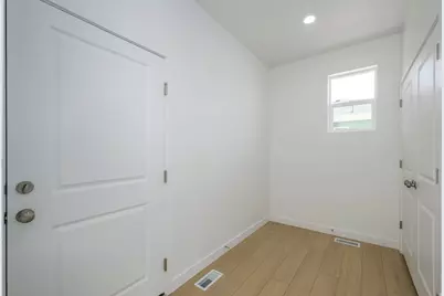 1528 W Everblooming Dr #4080, Saratoga Springs, UT 84045 - Photo 10