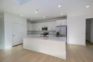 1528 W Everblooming Dr, Saratoga Springs, UT 84045 - Photo 8