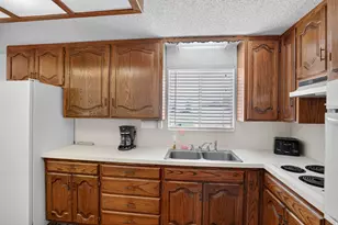 333 W Maple St, Mapleton, UT 84664 - Photo 8