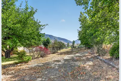 333 W Maple St, Mapleton, UT 84664 - Photo 4