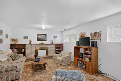333 W Maple St, Mapleton, UT 84664 - Photo 12