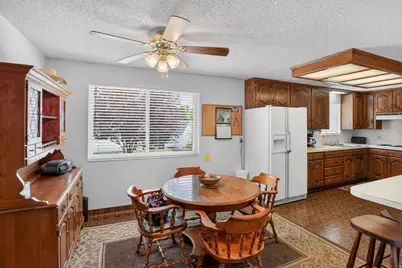 333 W Maple St, Mapleton, UT 84664 - Photo 10