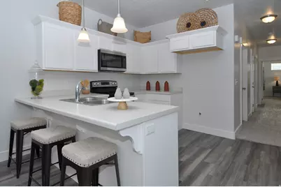 1423 N 3830 W #B201, Lehi, UT 84043 - Photo 6
