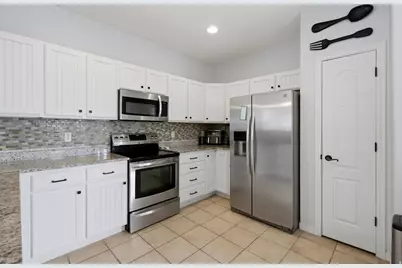 7727 S Yellowwood Ln W, West Jordan, UT 84081 - Photo 10