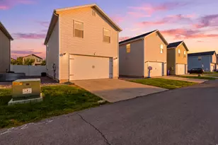 1848 E American Way, Eagle Mountain, UT 84005 - Photo 2