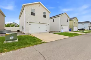 1848 E American Way, Eagle Mountain, UT 84005 - Photo 16
