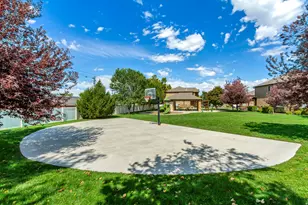 7903 S Spring Station Way E, Midvale, UT 84047 - Photo 34
