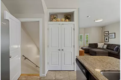 7903 S Spring Station Way E, Midvale, UT 84047 - Photo 16