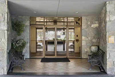 241 N Vine St #402 W, Salt Lake City, UT 84103 - Photo 2