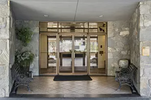 241 N Vine St, Salt Lake City, UT 84103 - Photo 2