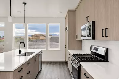 3318 S 1000 W, Nibley, UT 84321 - Photo 8
