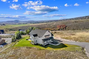 330 W Morning Star Cir, Garden City, UT 84028 - Photo 18