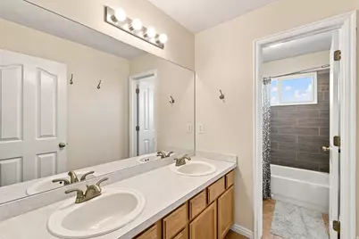 11882 S Pond Ridge Dr, Draper, UT 84020 - Photo 22