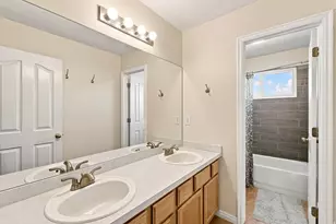 11882 S Pond Ridge Dr, Draper, UT 84020 - Photo 22
