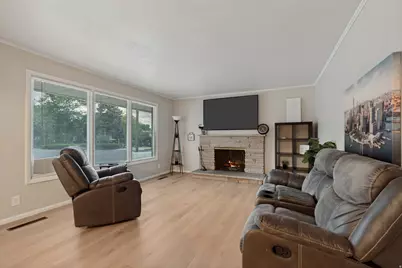 927 E 5650 S, Murray, UT 84121 - Photo 4