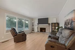 927 E 5650 S, Murray, UT 84121 - Photo 4