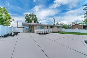927 E 5650 S, Murray, UT 84121 - Photo 2