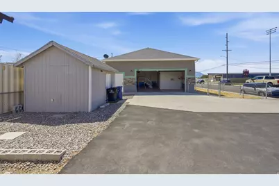 294 W 200 N, Spanish Fork, UT 84660 - Photo 38