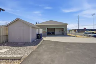 294 W 200 N, Spanish Fork, UT 84660 - Photo 38