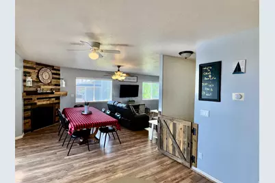 911 N Blackberry Dr #17, Garden City, UT 84028 - Photo 8
