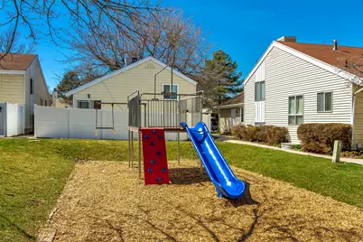 4118 S Middlepark Ln, West Valley, UT 84119 - Photo 4