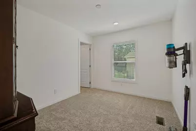 935 E 3000 N #38, Layton, UT 84040 - Photo 14