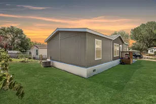 935 E 3000 N, Layton, UT 84040 - Photo 18