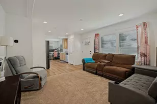 935 E 3000 N, Layton, UT 84040 - Photo 8