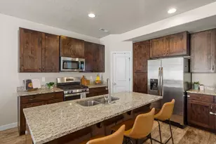 288 S 600 W, Centerville, UT 84014 - Photo 12