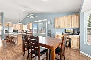 1062 W 200 S, Clearfield, UT 84015 - Photo 6
