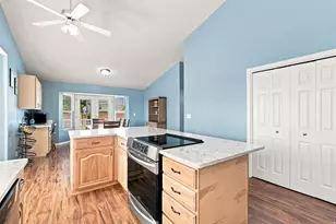 1062 W 200 S, Clearfield, UT 84015 - Photo 8