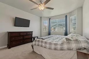 1403 E Lowe Peak Dr, Eagle Mountain, UT 84005 - Photo 10