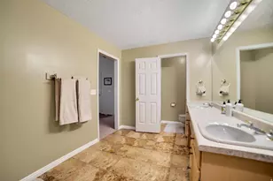 3577 E Rustic Spring Ln, Cottonwood Heights, UT 84121 - Photo 12