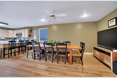 3577 E Rustic Spring Ln, Cottonwood Heights, UT 84121 - Photo 2