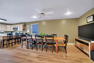 3577 E Rustic Spring Ln, Cottonwood Heights, UT 84121 - Photo 2