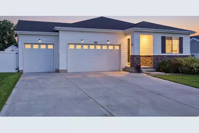 1342 W Autumn Brook Ln, Riverdale, UT 84405 - Photo 2