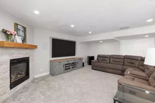 2401 W 2775 N, Farr West, UT 84404 - Photo 18